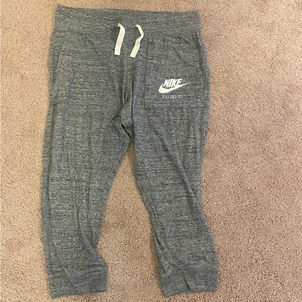 Nike medium grey sweatpants